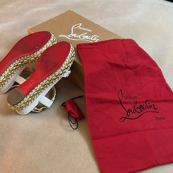 Christian Louboutin Rondaclou 60 Nappa Shiny Platform Sandals - Picture 10 of 15